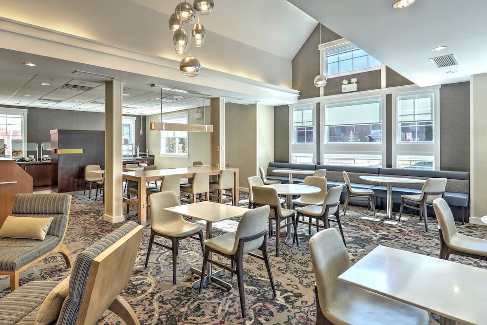 Residence Inn Woodbridge Edison/Raritan Center 38/48