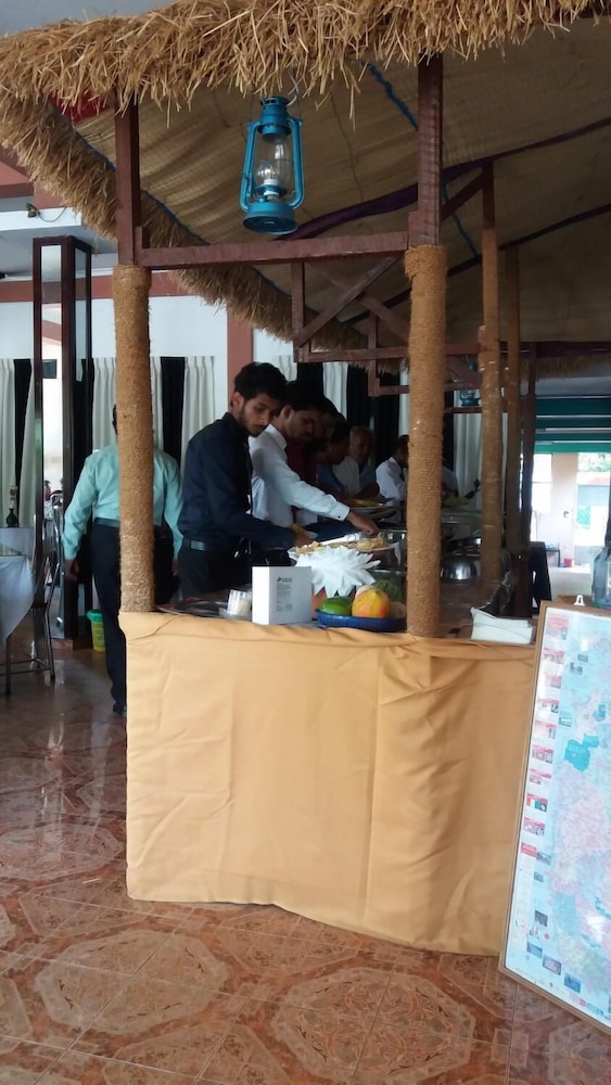 Mahawasala Hotel 8/44