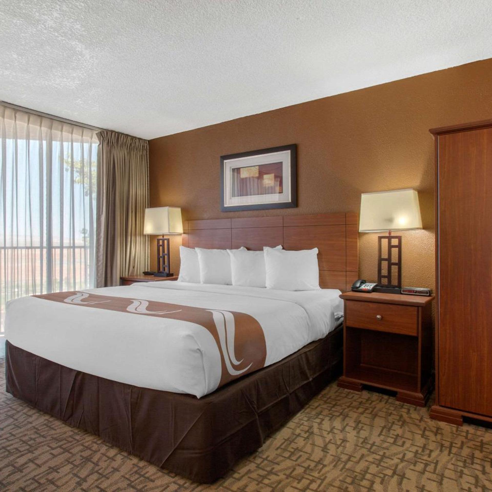 غرفة قياسية بسرير كينج، Scenic View Inn - Lake Powell - Page AZ 2/6