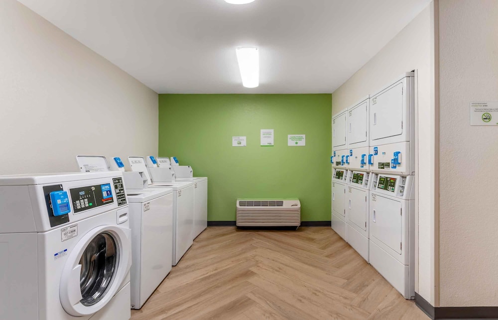Extended Stay America - Tampa - Airport - Spruce Street 41/54