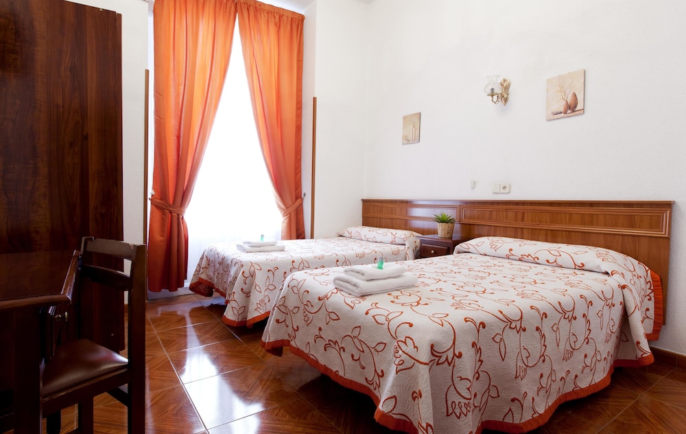 Hostal Condestable 13/31