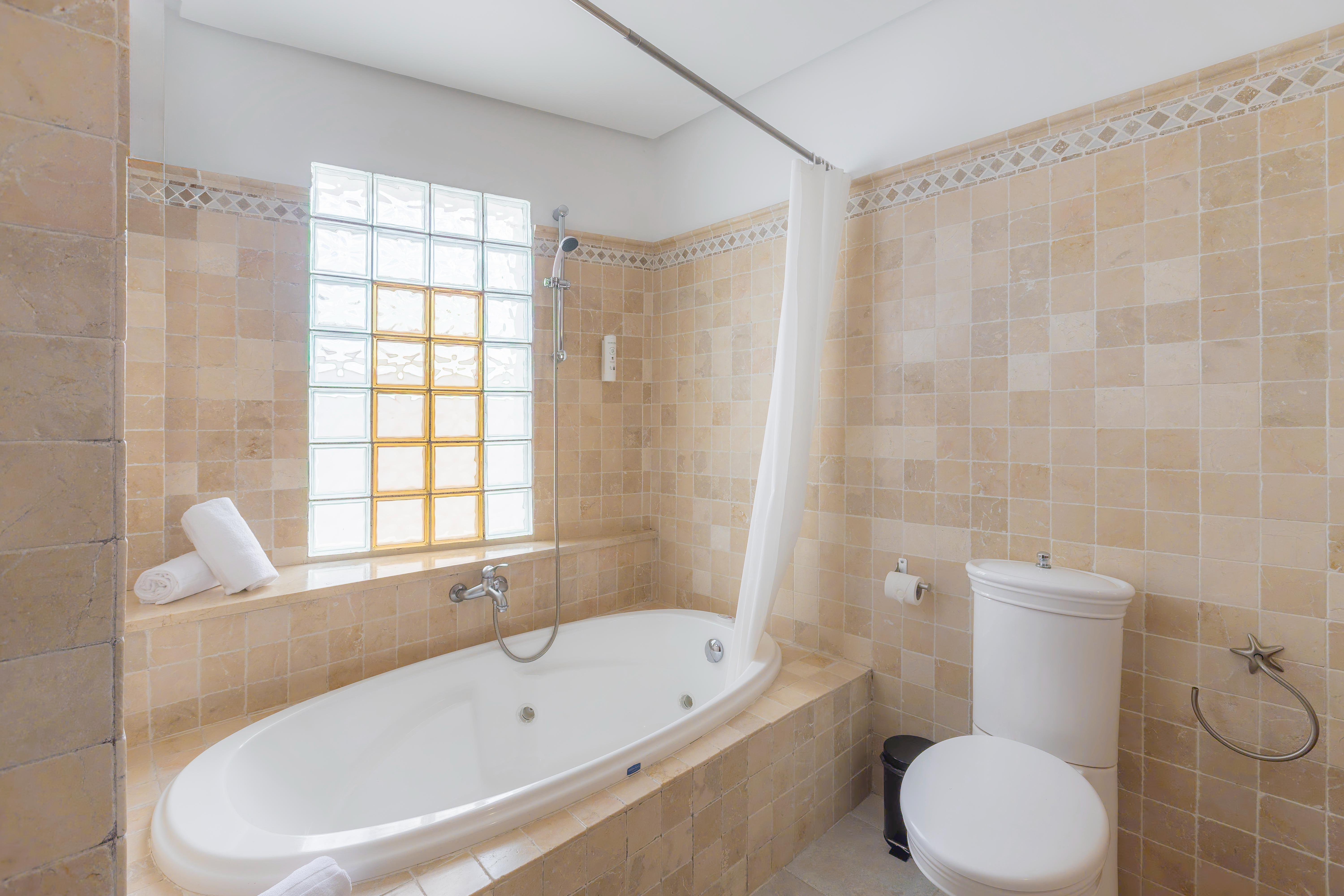Apt Blueseas Bahia Marina 49/58