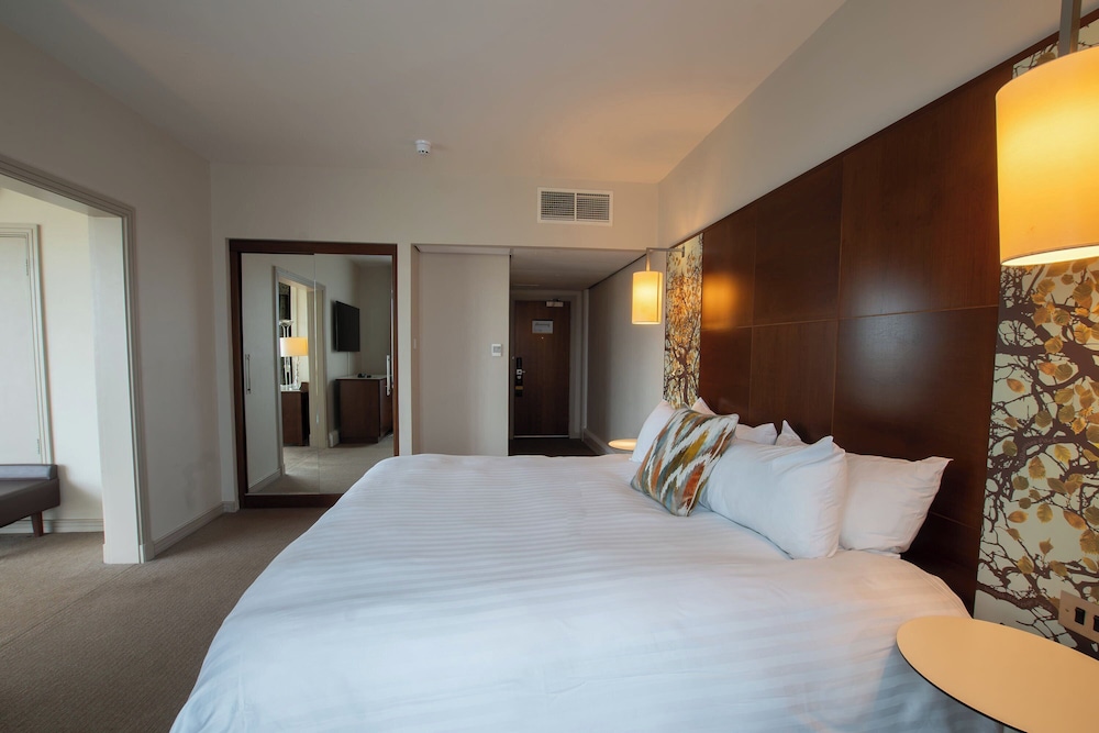 Mercure Sheffield St Paul's Hotel & Spa 23/77