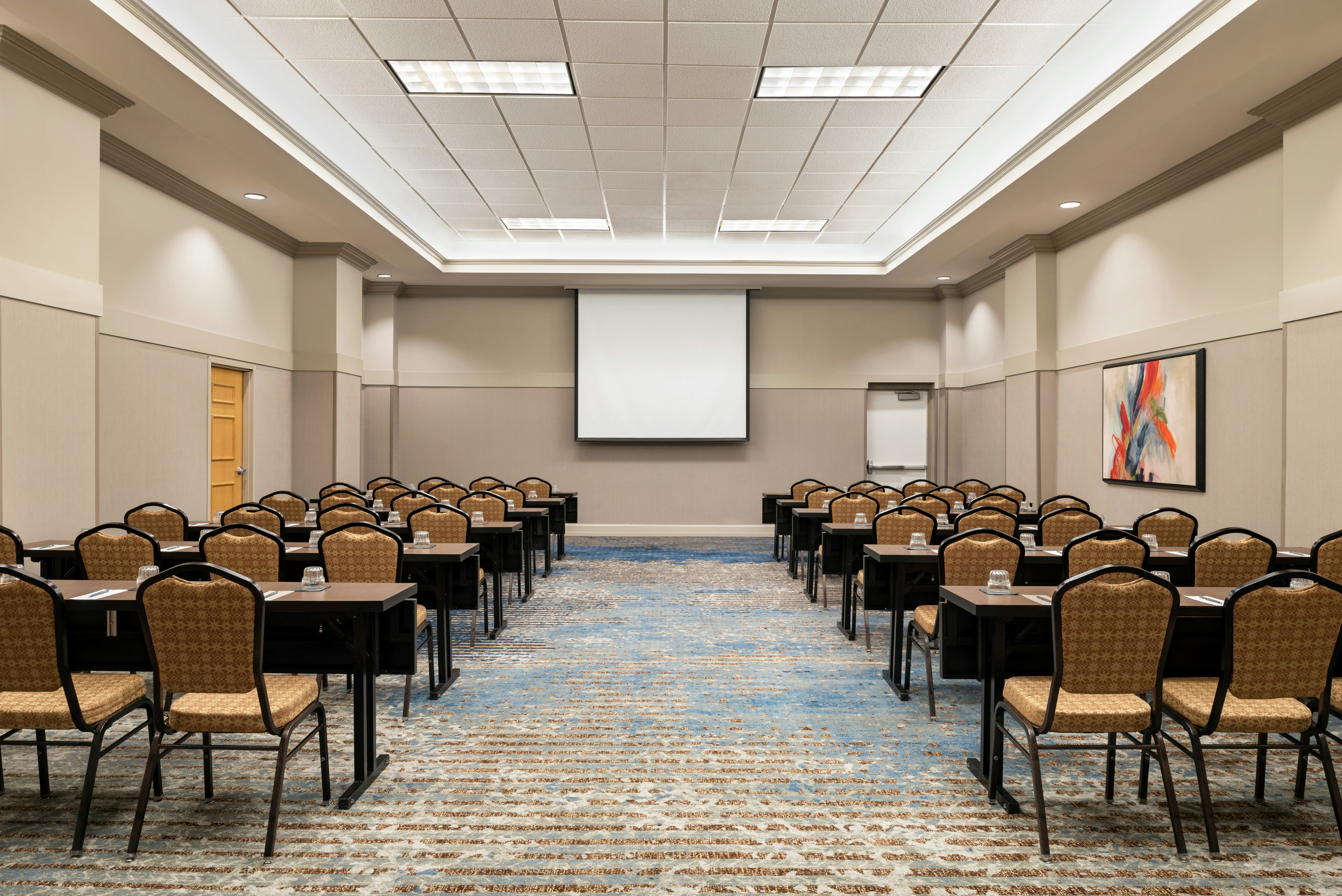 Embassy Suites by Hilton Columbus Dublin 45/55