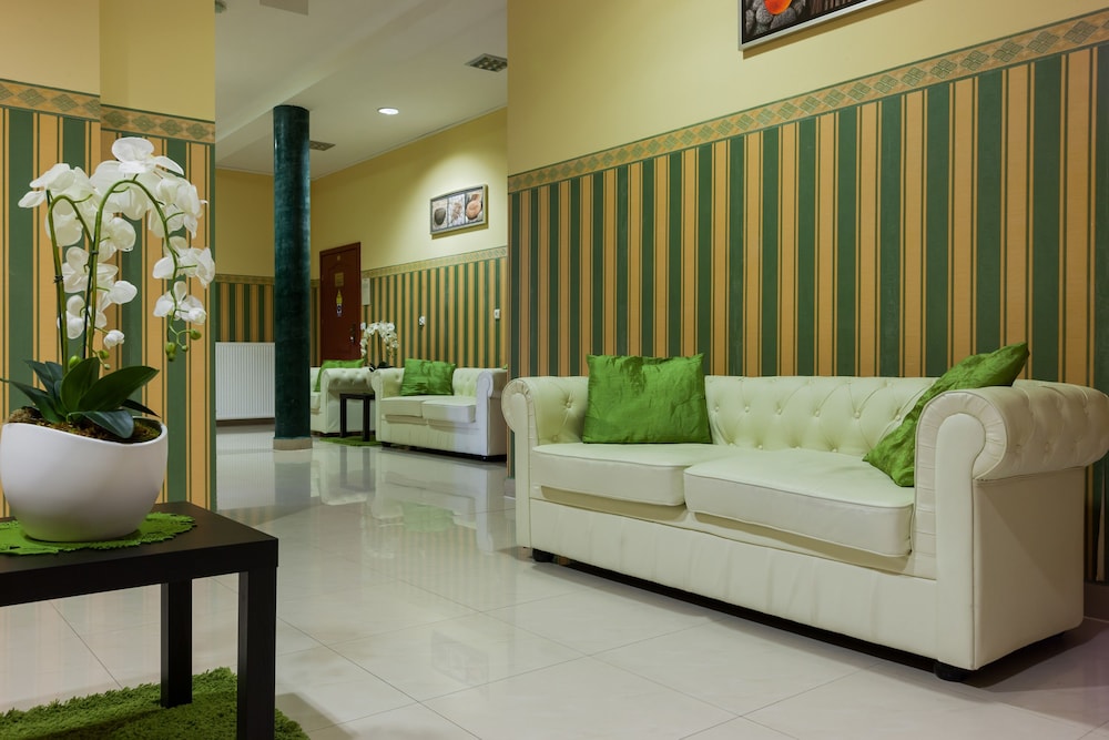 Bursztyn Medical Spa & Wellness 45/74