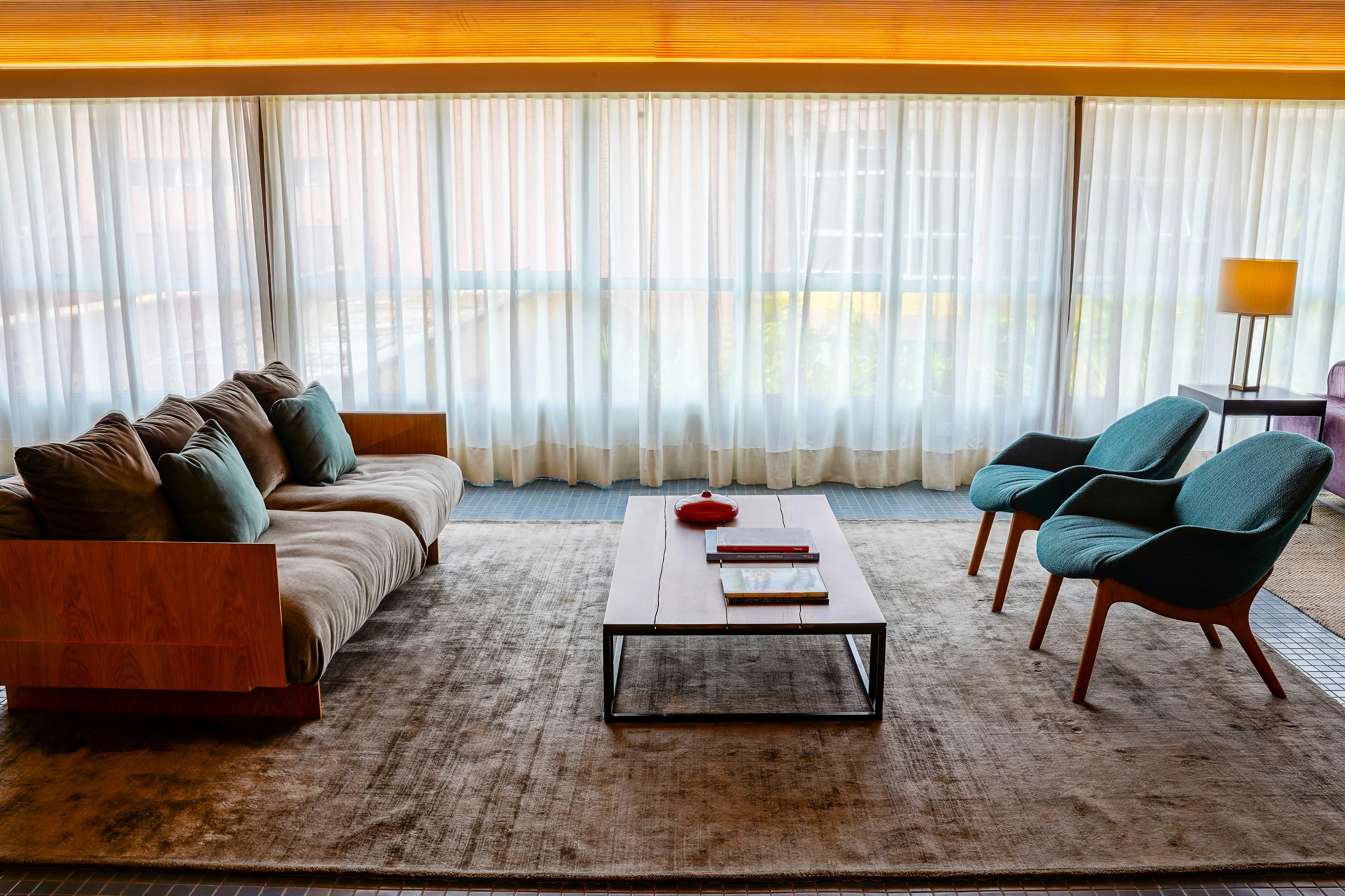 Almenat Embu das Artes, Tapestry Collection by Hilton 21/31
