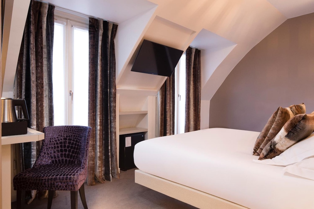 Hotel Jacques de Molay 10/44