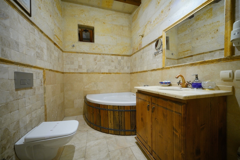 غرفة عائلية بسرير مزدوج وسرير فردي، Harman Cave Hotel 9/10