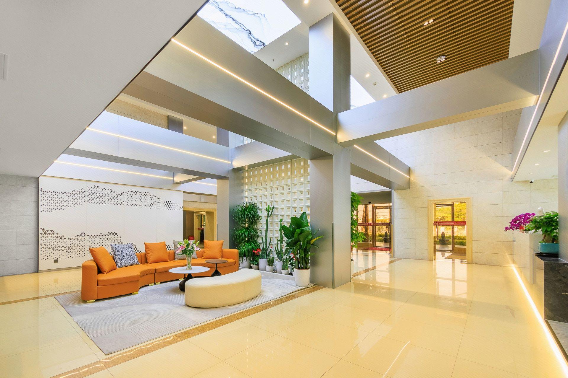 Capital Airport International Hotel 12/45