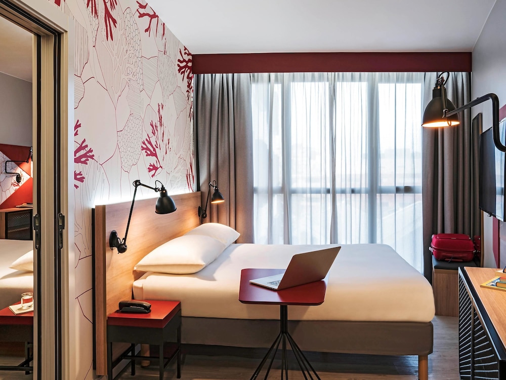 ibis Styles Barcelona City Bogatell 18/62
