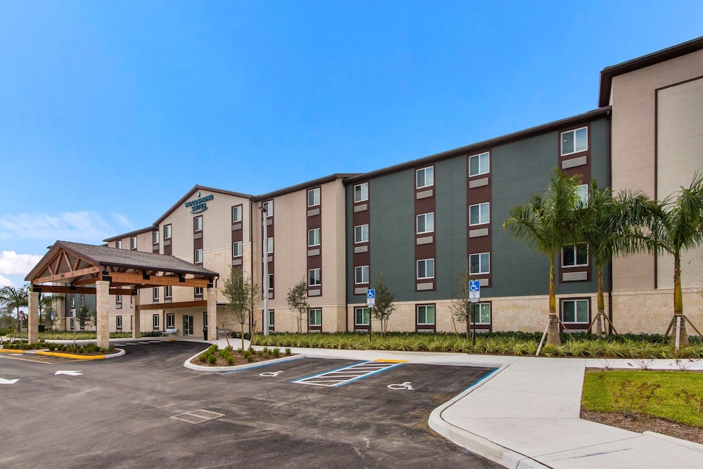 WoodSpring Suites Tamarac 44/50