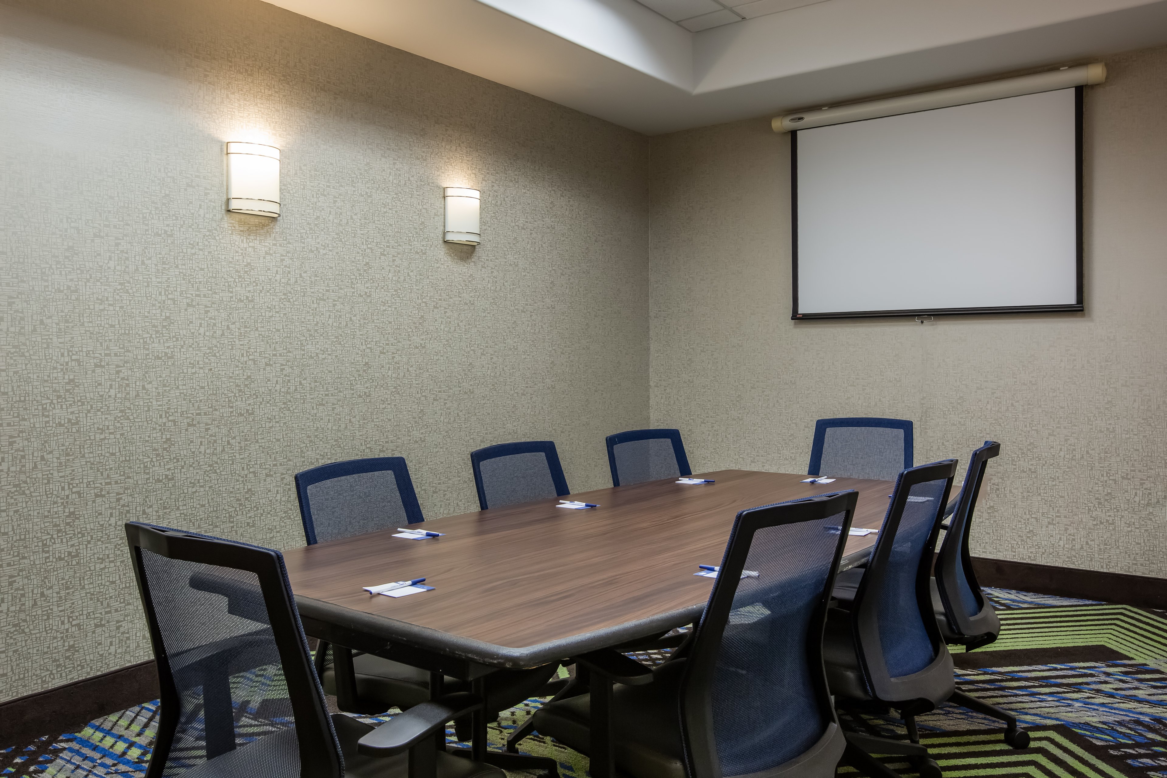 Holiday Inn Express Suites Atlanta Southwest Fairburn 38/45