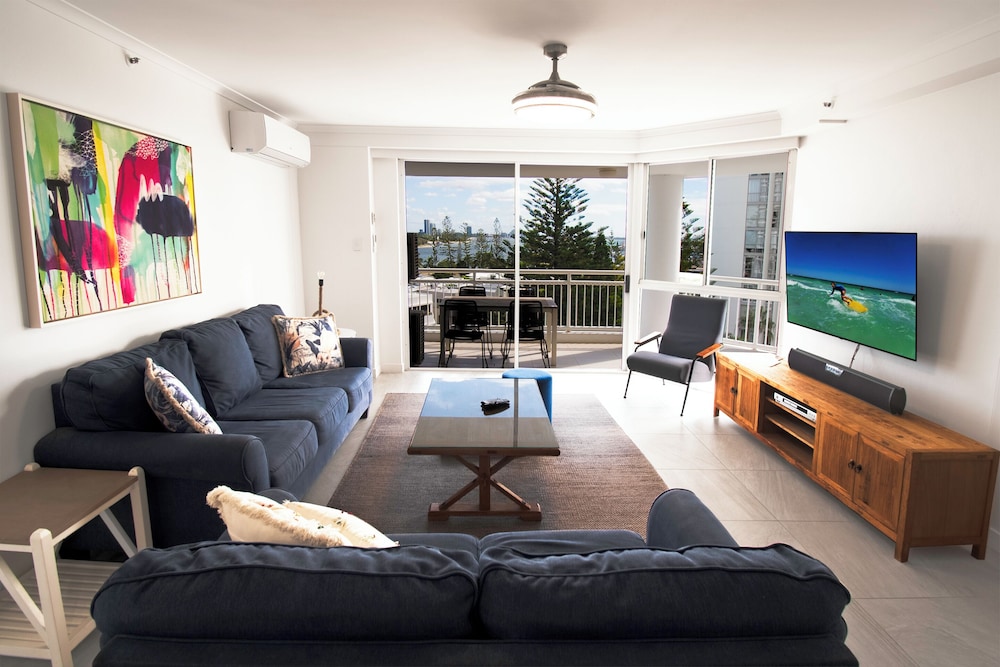 Ocean Sands Resort Gold Coast 32/49