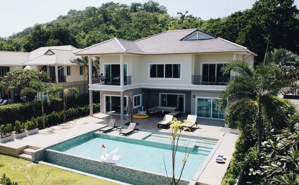 Searidge Hua Hin Resort 46/50