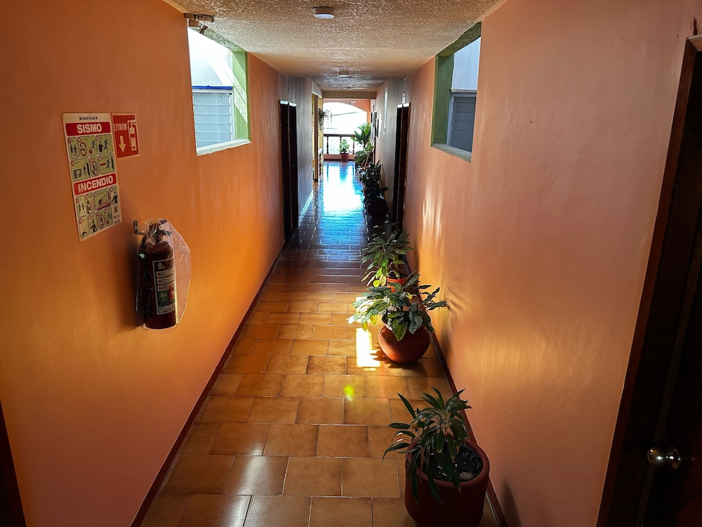 Hotel Casablanca 9/47