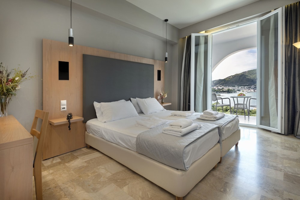 Punta Hotel 10/67