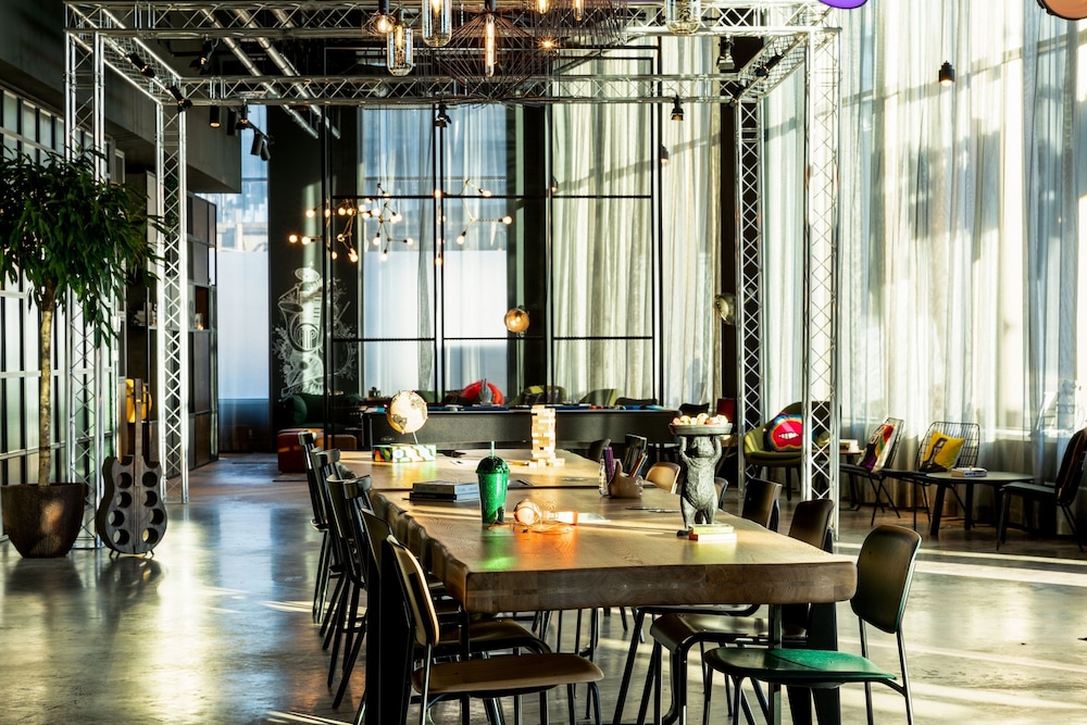 Moxy Glasgow SEC 29/37
