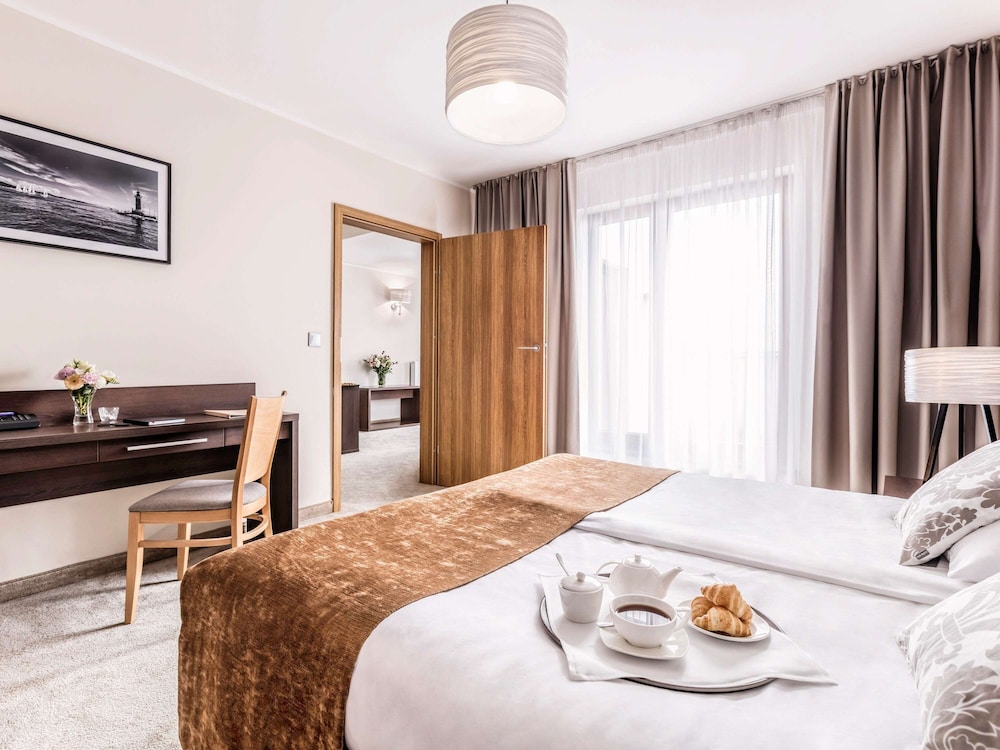 Mercure Wiazowna Brant 7/47