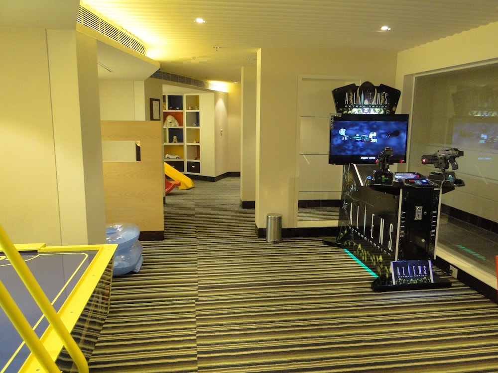 Grand Mercure Agra 21/50