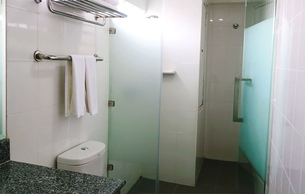 Samran Place Hotel 45/45