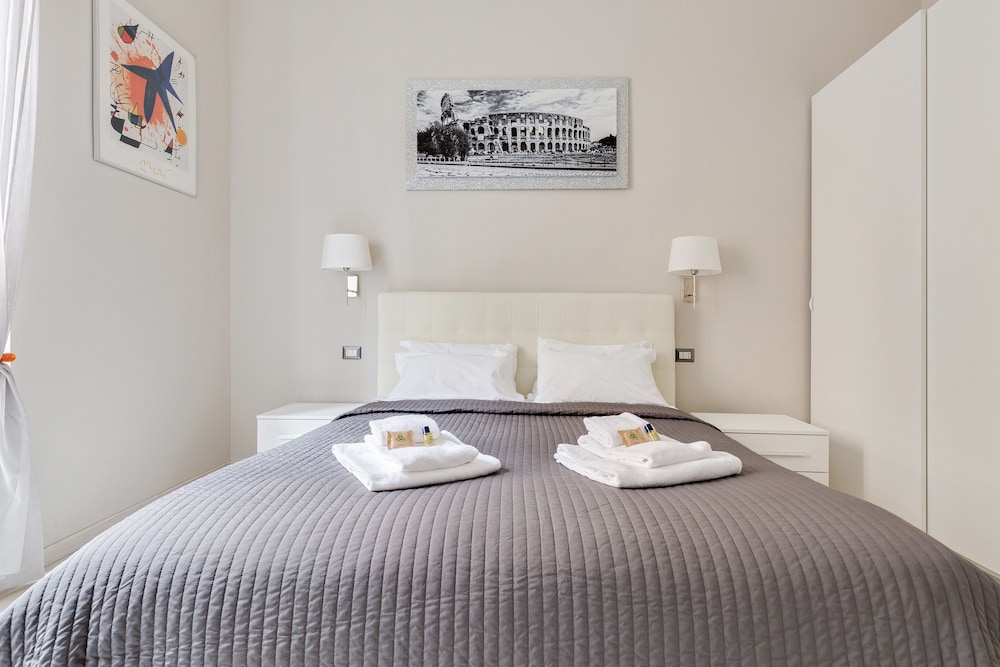 Rome as you feel - Diocleziano apartment 12/25