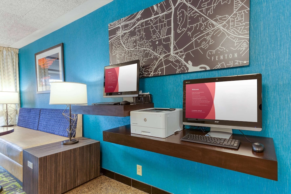 Heritage Inn & Suites St. Louis/Fenton, Trademark by Wyndham 46/60