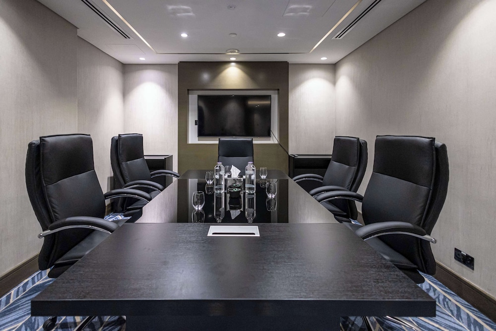 Radisson Dubai Damac Hills 36/47