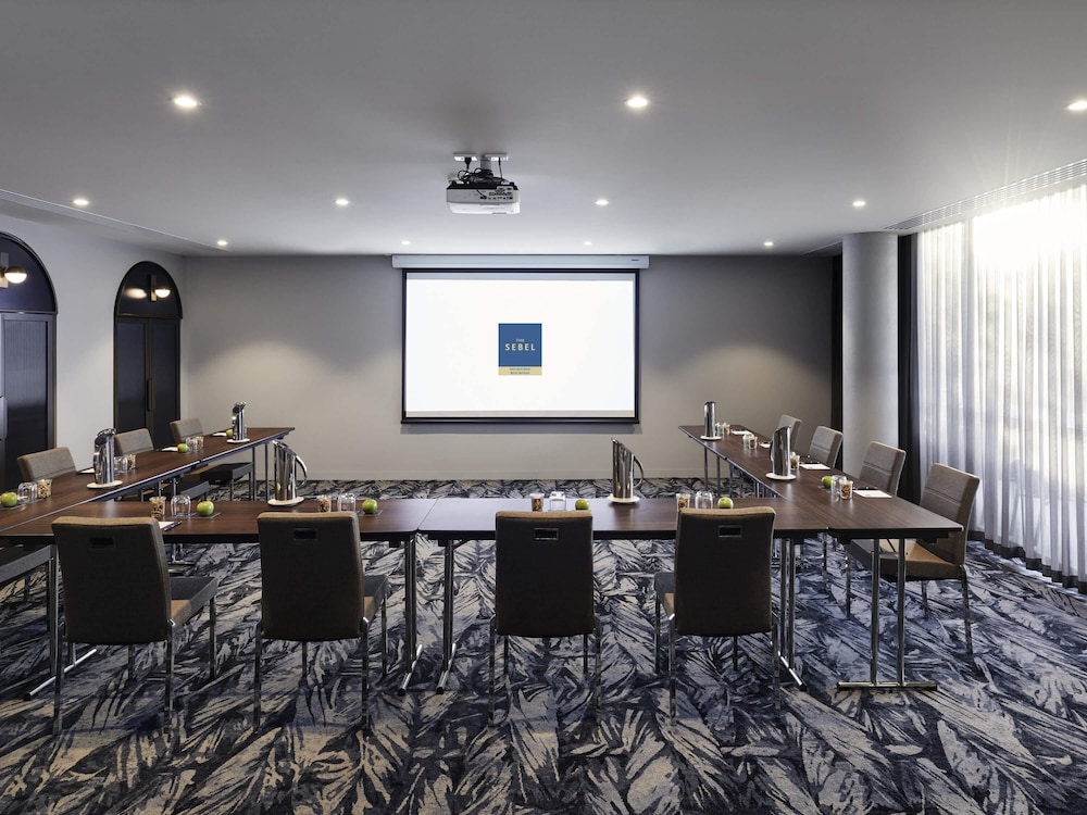 Rydges Ringwood 52/59