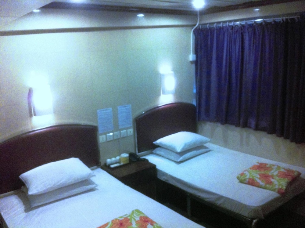 Uk Deluxe Hostel 14/39