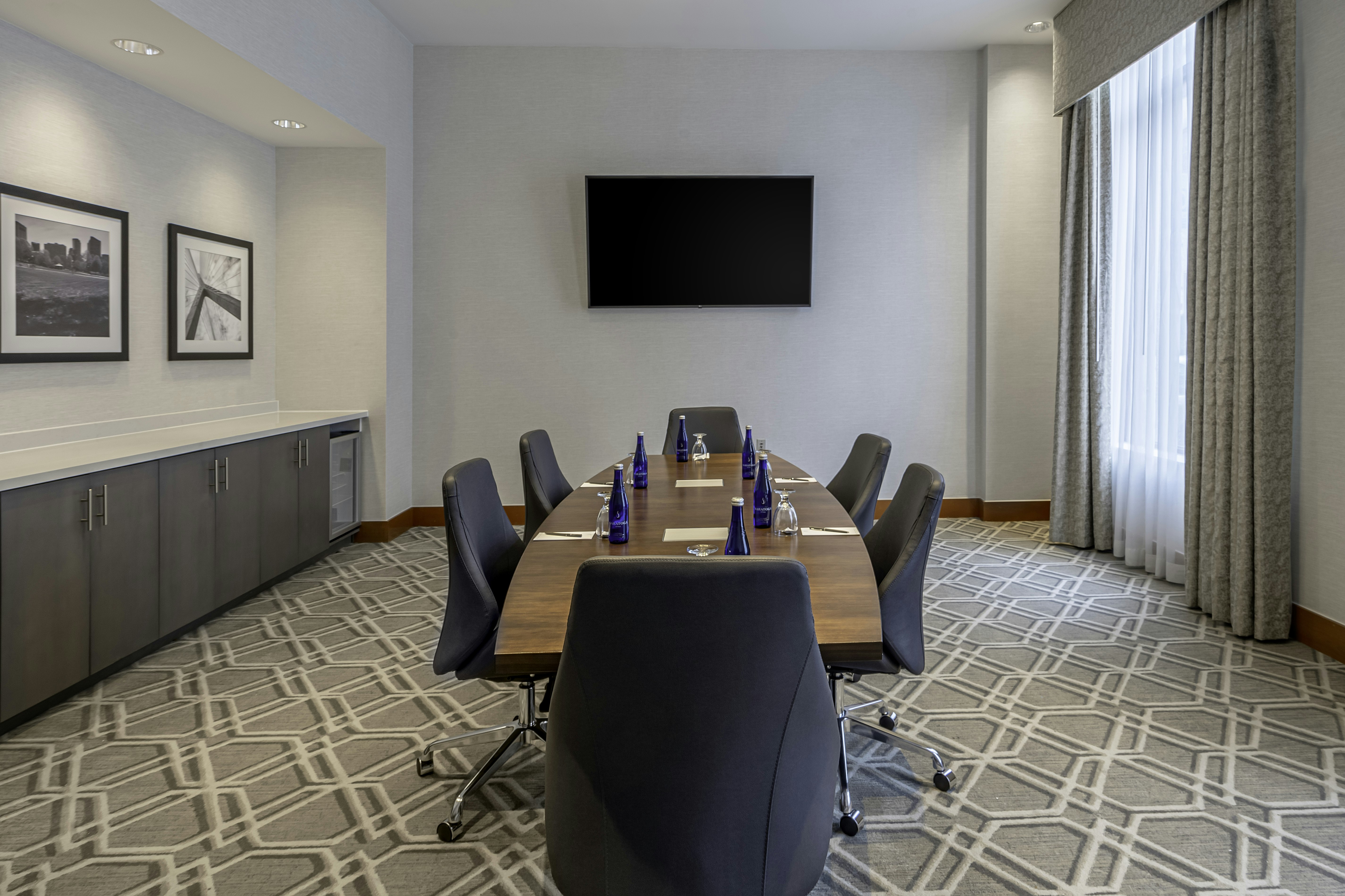 Embassy Suites by Hilton Boston at Logan Airport 52/65