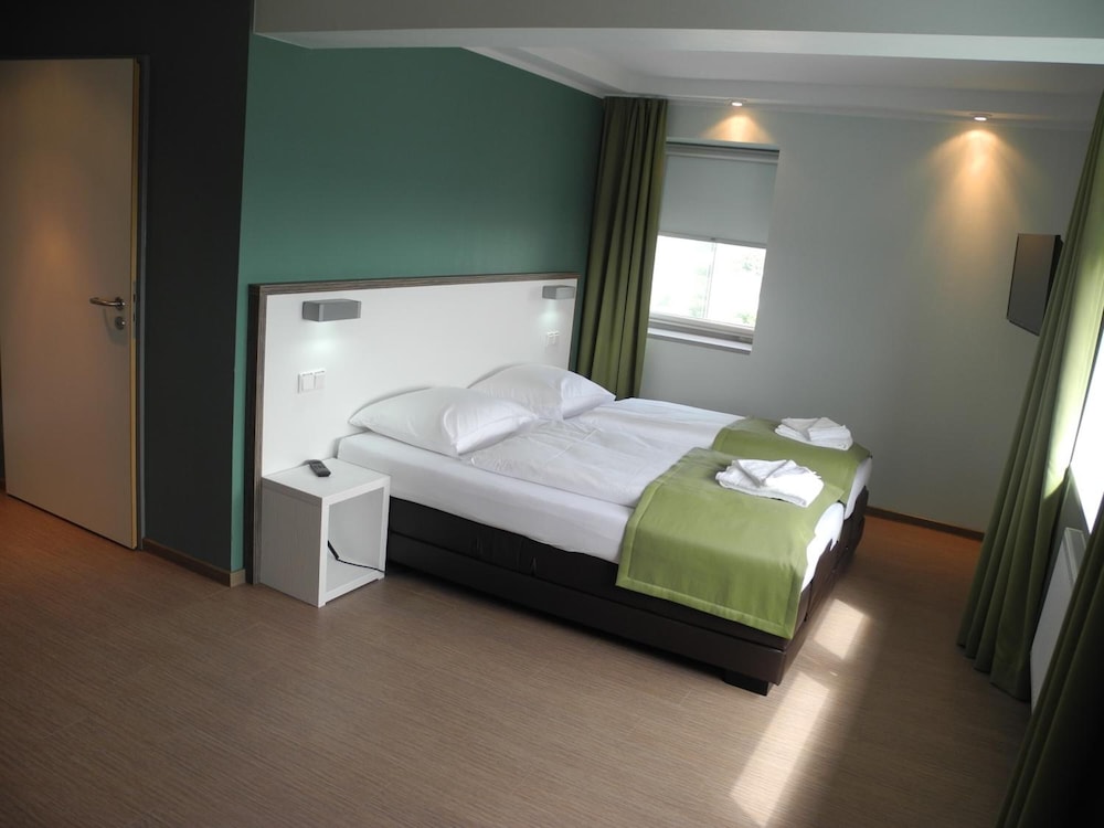 TOP Hotel Sportforum 10/54