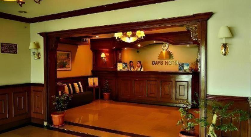 Days Hotel Batangas 7/36
