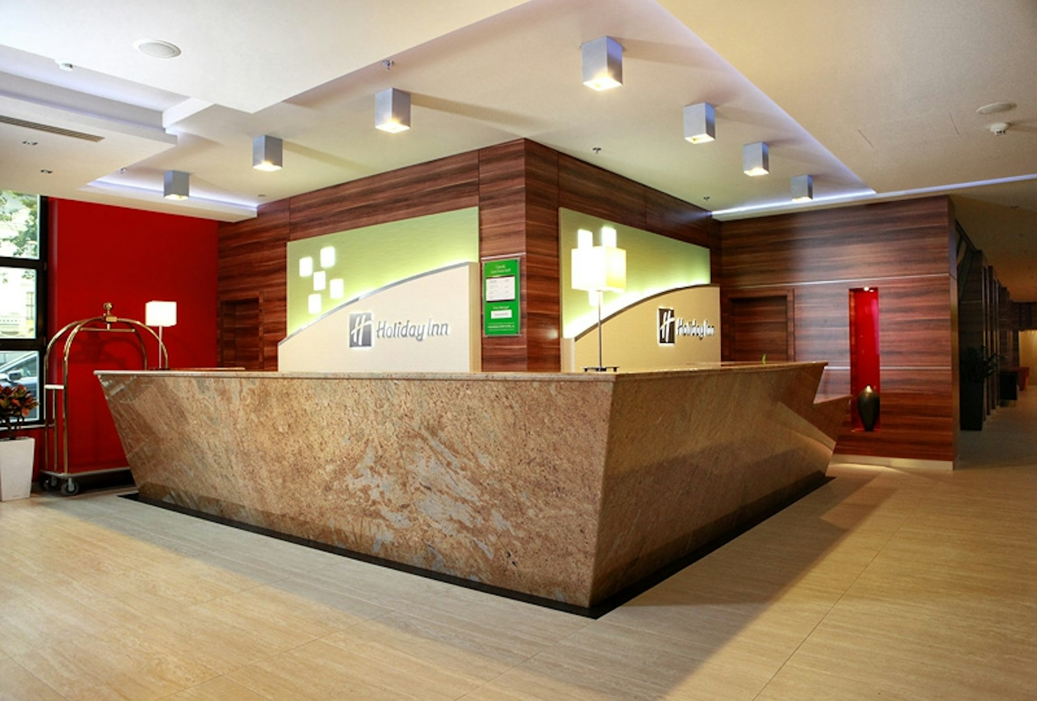 Holiday Inn Trnava 13/66