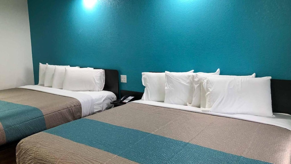 Motel6 Temple, TX 30/46