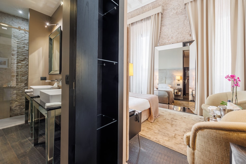 DOM Hotel Roma 50/50