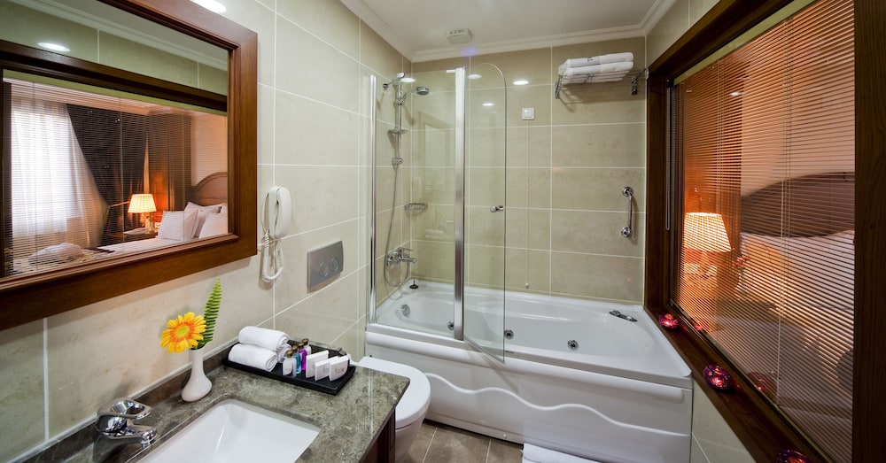 EXECUTIVE, SUITE, KING BED, SEA VIEW, SOFA, BALCONY