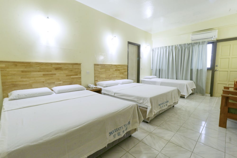 Nan Yeang Hotel 102/126
