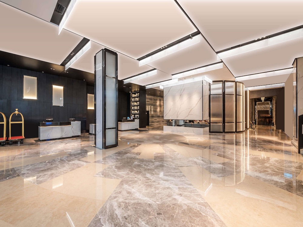 Novotel Zhengzhou Convention Centre 7/49