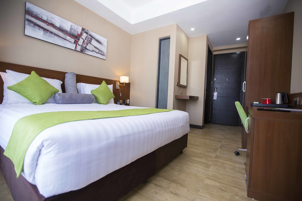 Swiss-Belinn Nairobi 16/50