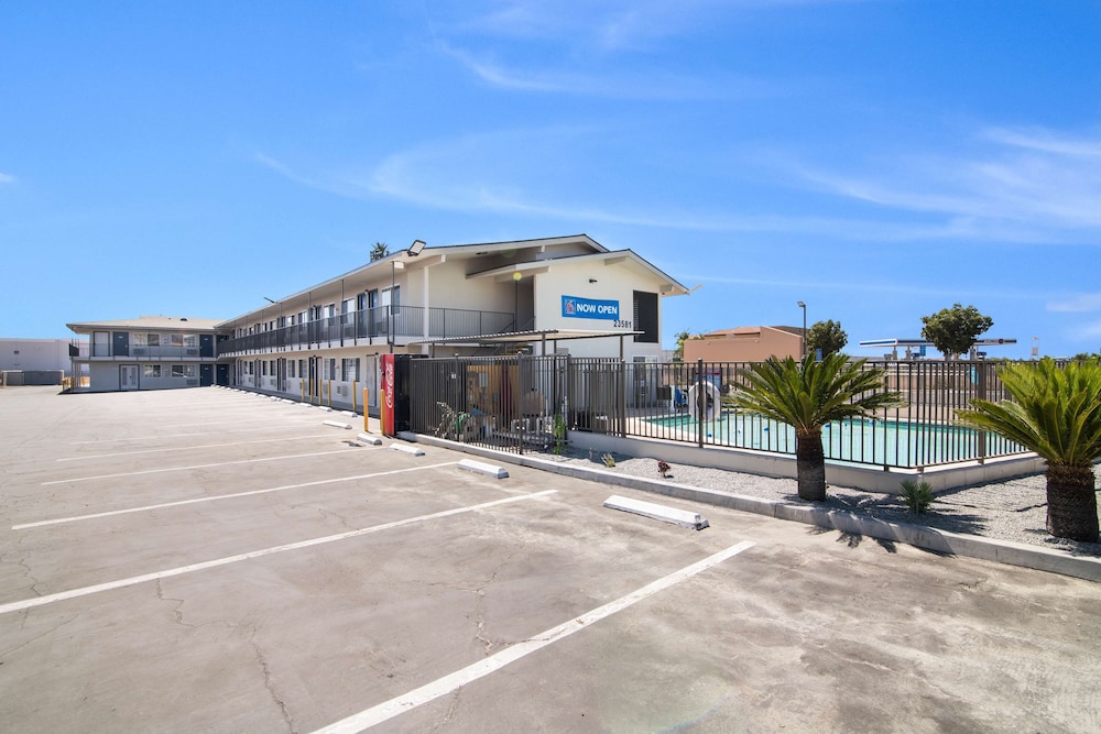 Motel6 Moreno Valley, CA - Perris 27/39