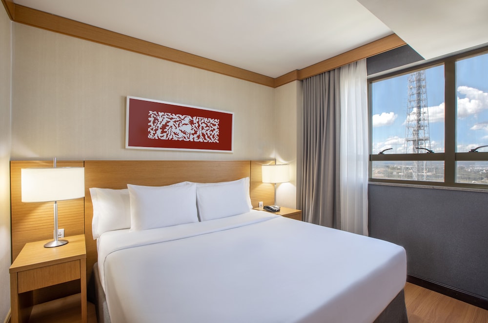 Superior, King Bed, Tower View, Sofa
