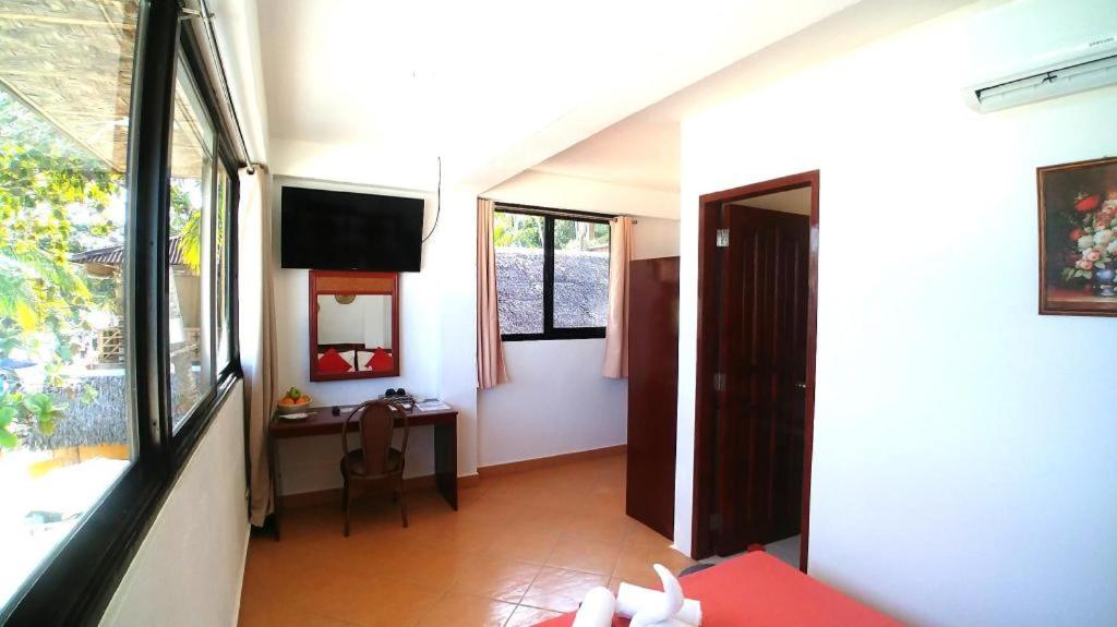 غرفة قياسية بسرير كينج، Alona Vida Beach Resort 7/10