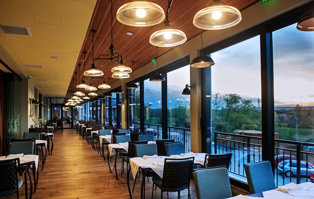 Hot Springs Medical & Spa Hotel 26/34