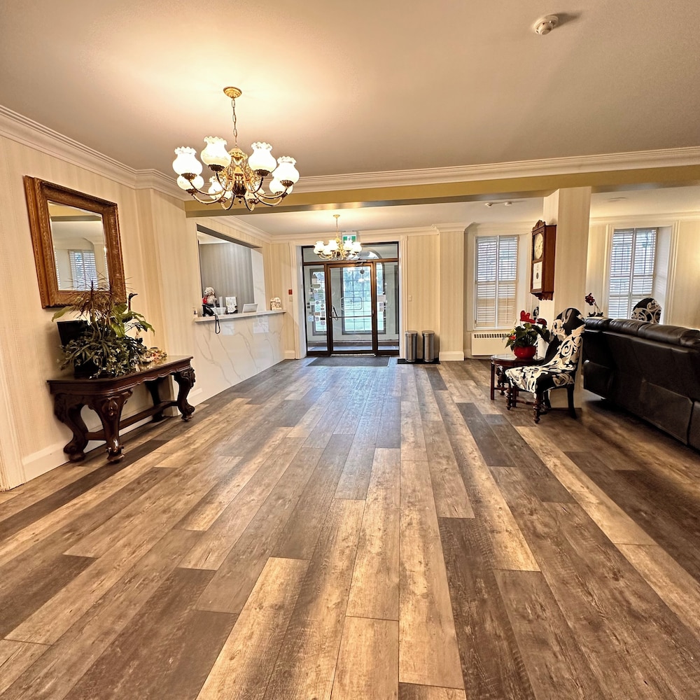 Gananoque Inn Spa 50/66