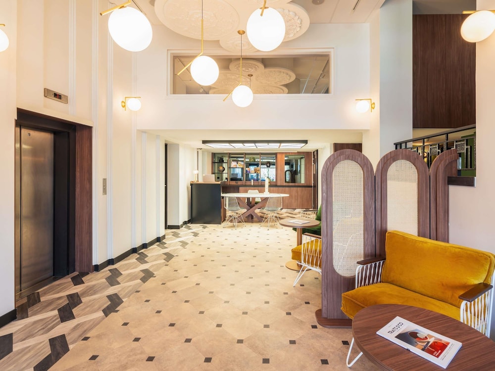 Splendid Hotel Lac d Annecy, Handwritten Collection 4/50