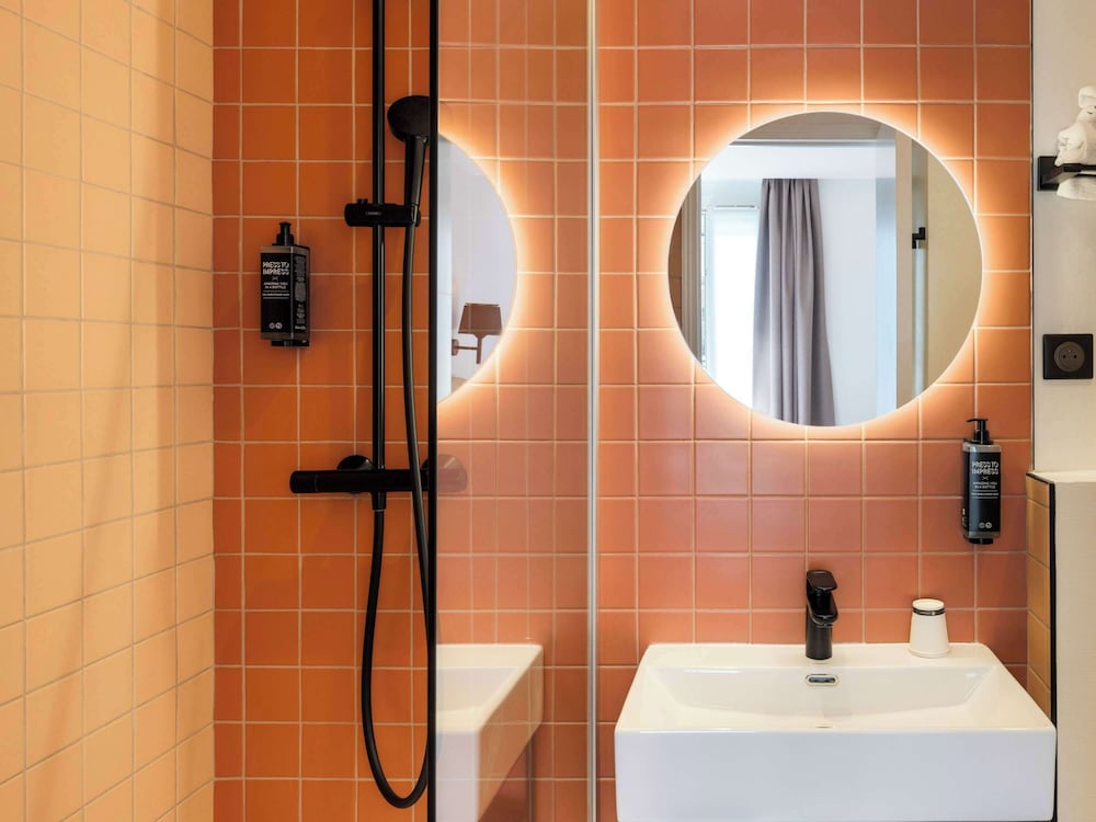 Ibis Styles Paris Cadet Lafayette 47/50