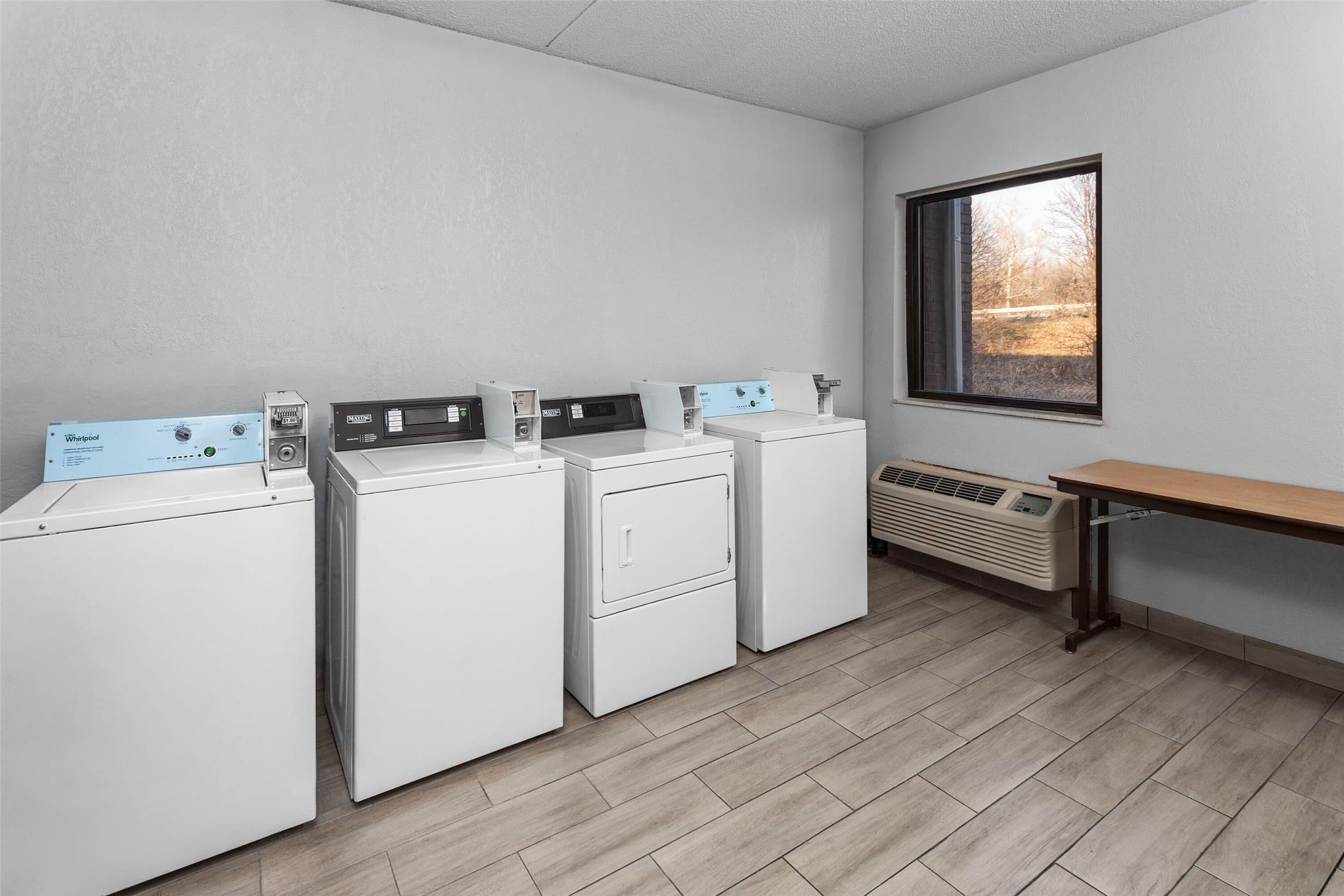 Baymont By Wyndham Indianapolis South 10/40