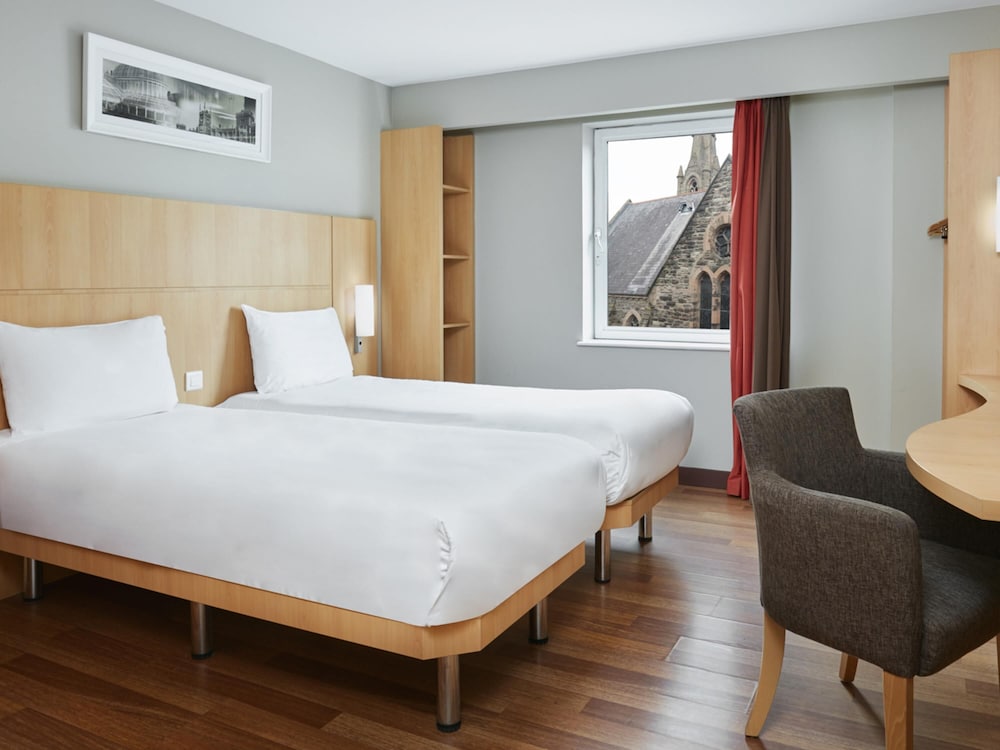 Ibis Belfast Queens Quarter 14/46