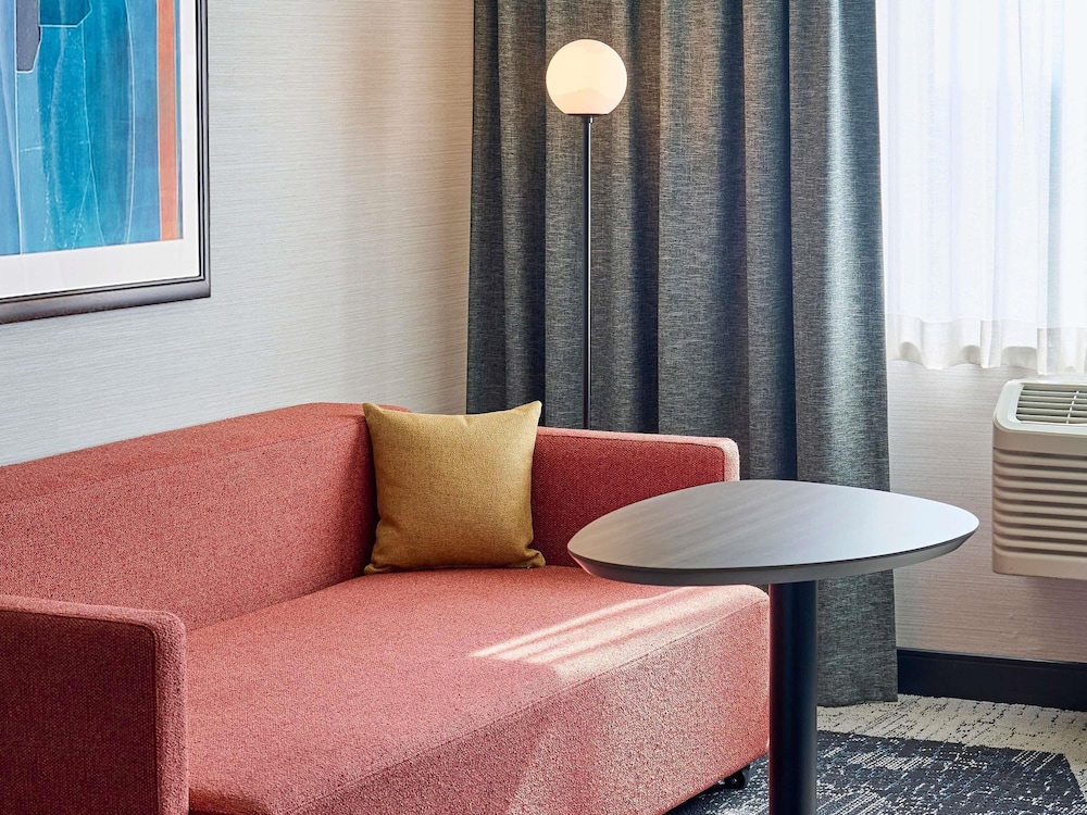Novotel Toronto Vaughan 43/65