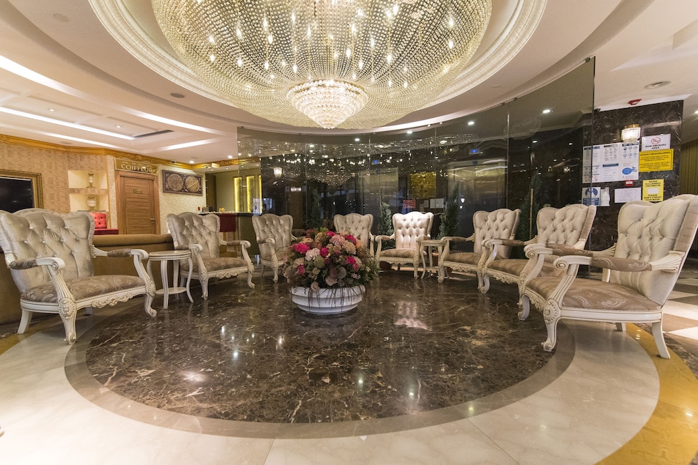 Midmar Deluxe Hotel 58/67